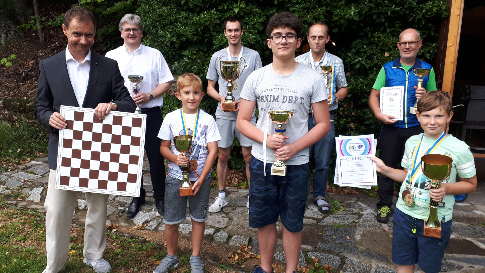 Tischtennis-Ass Stefan Fegerl sichert sich Titel im Blitzschach