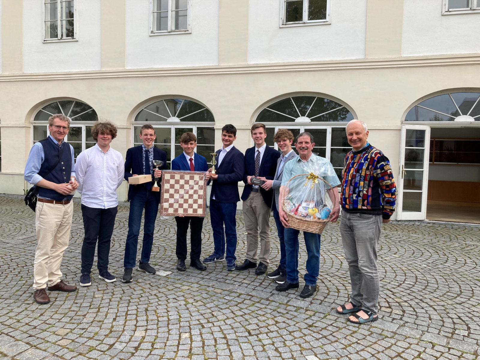 SK LOOSDORF feiert Schacherfolg bei Schach im Turm