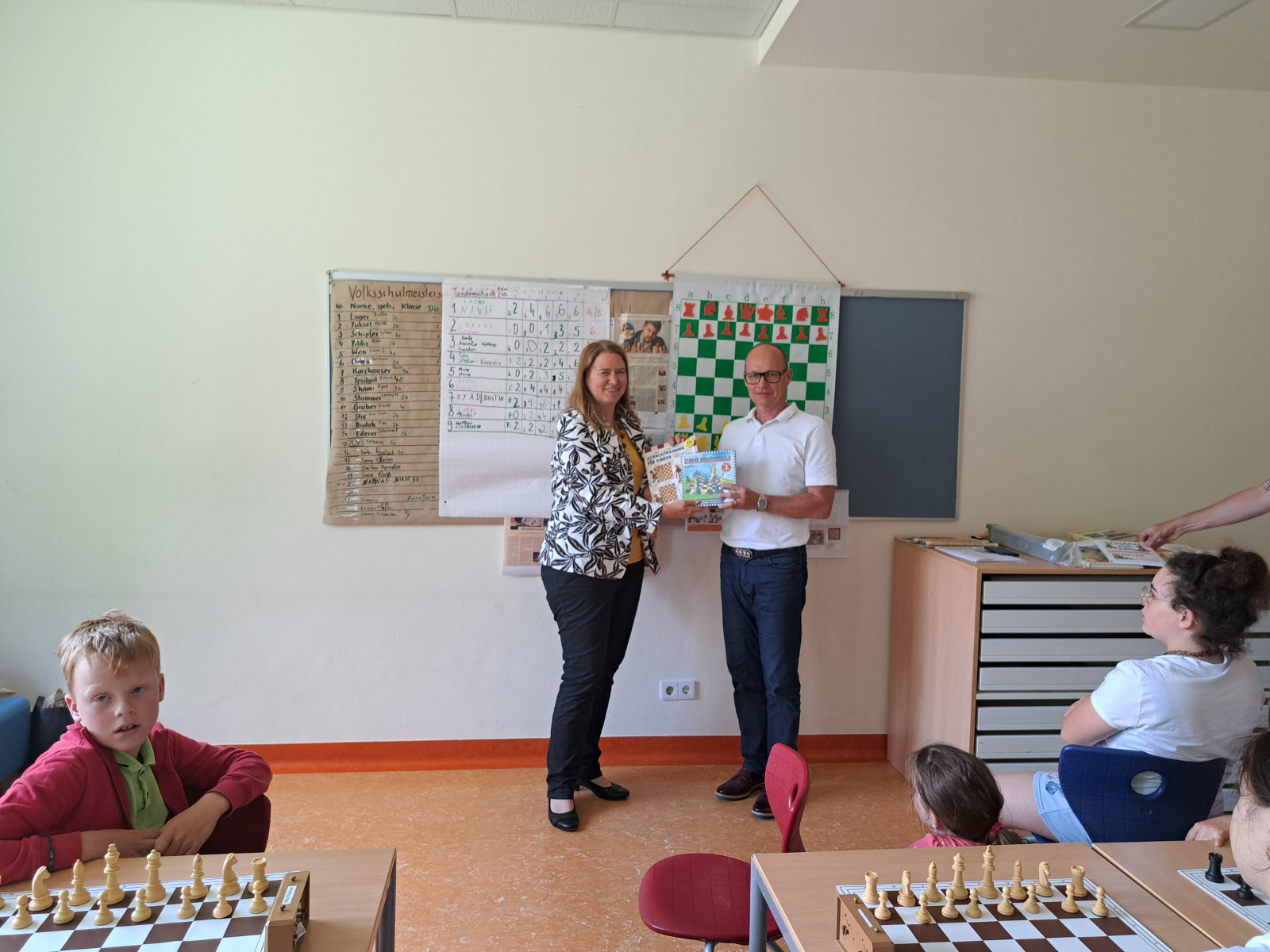 Schulschach-Unterricht an der Volksschule Pöchlarn