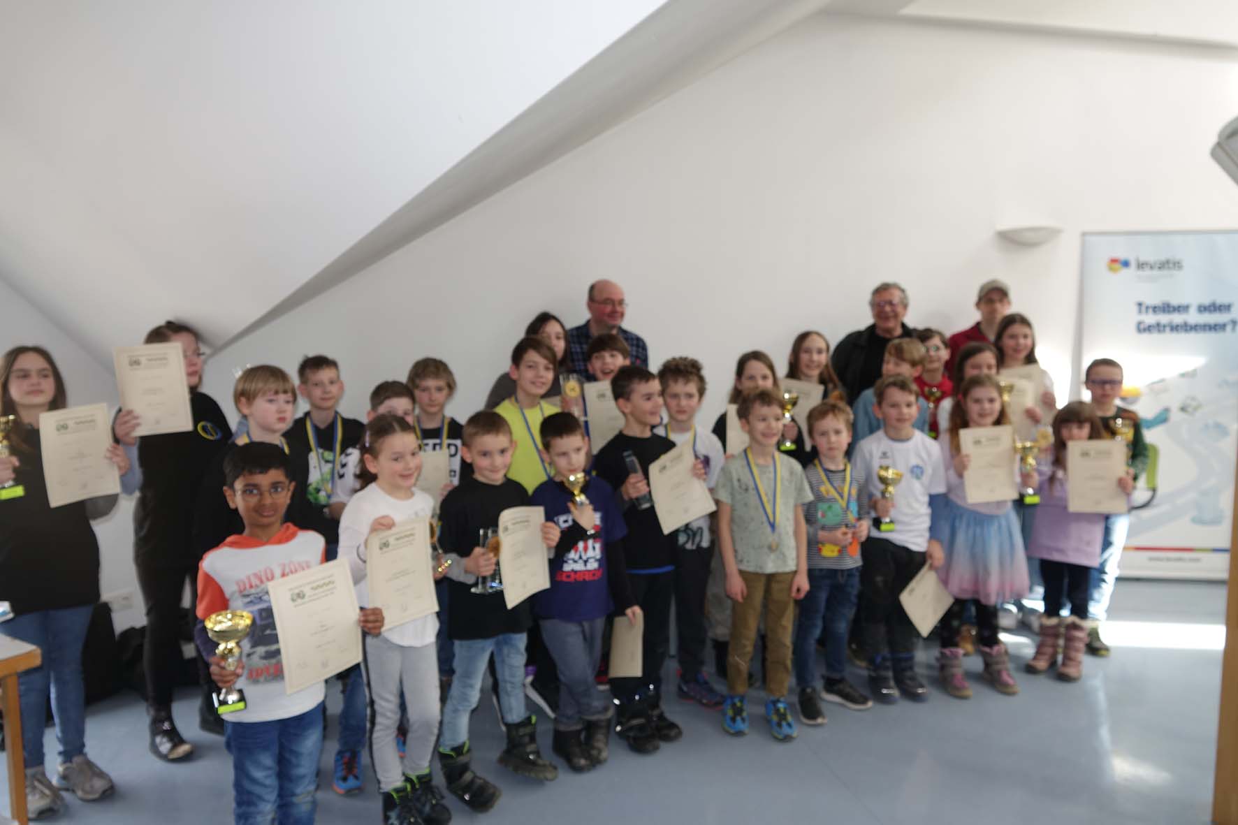 Landesmeisterschaften U8 bis U12 und Mädchen U14 bis U18 in Gablitz: 34 TeilnehmerInnen konnten begrüßt werden!